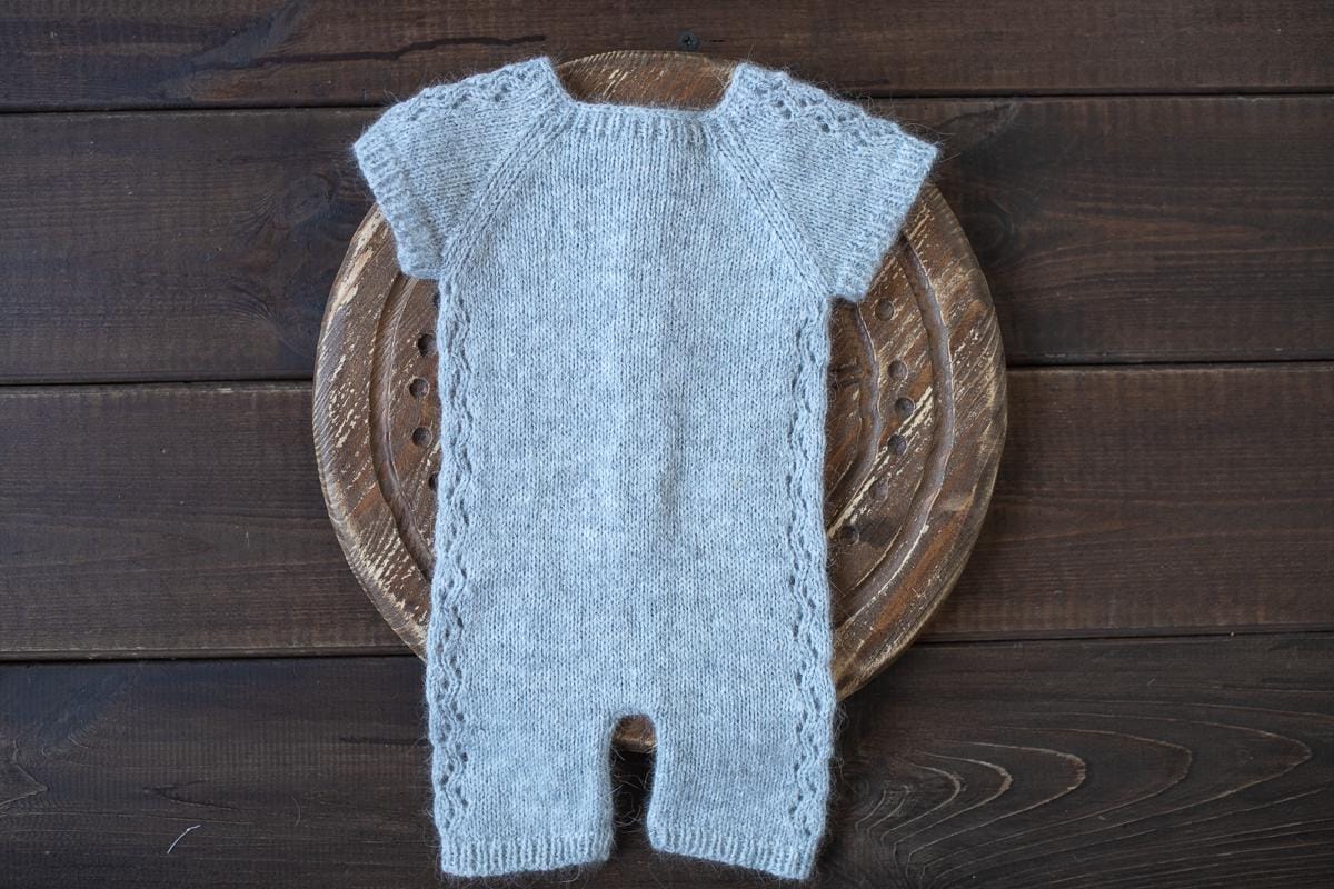 Knitted romper,bonnet and Knit Teddy Bear,Newborn knitted Set,Newborn photography outfit,Pregnancy gift,newborn knit outfit,newborn props