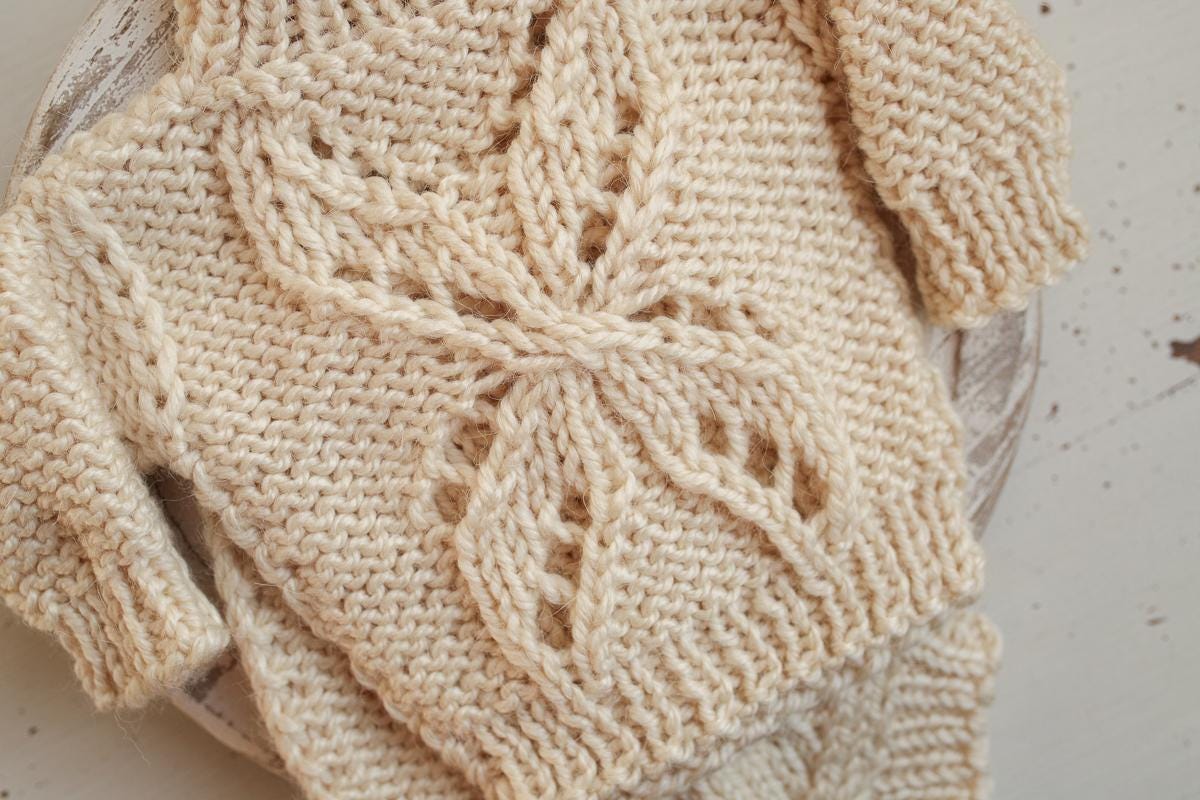 Newborn Knited set, age 0 to 1 m,Newborn Coming Home Outfit Knitted Baby Chunky Sweater,Bloomers,Newborn outfit,Knitted newborn photo props