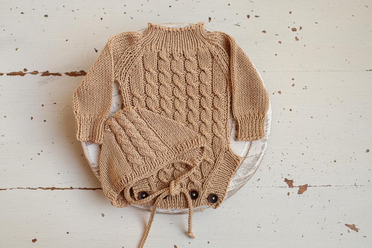Newborn Knited set,Newborn Knit romper,Newborn Hat,Newborn outfit,Newborn cap,Newborn photography,Pregnancy gift,Knitted newborn photo props