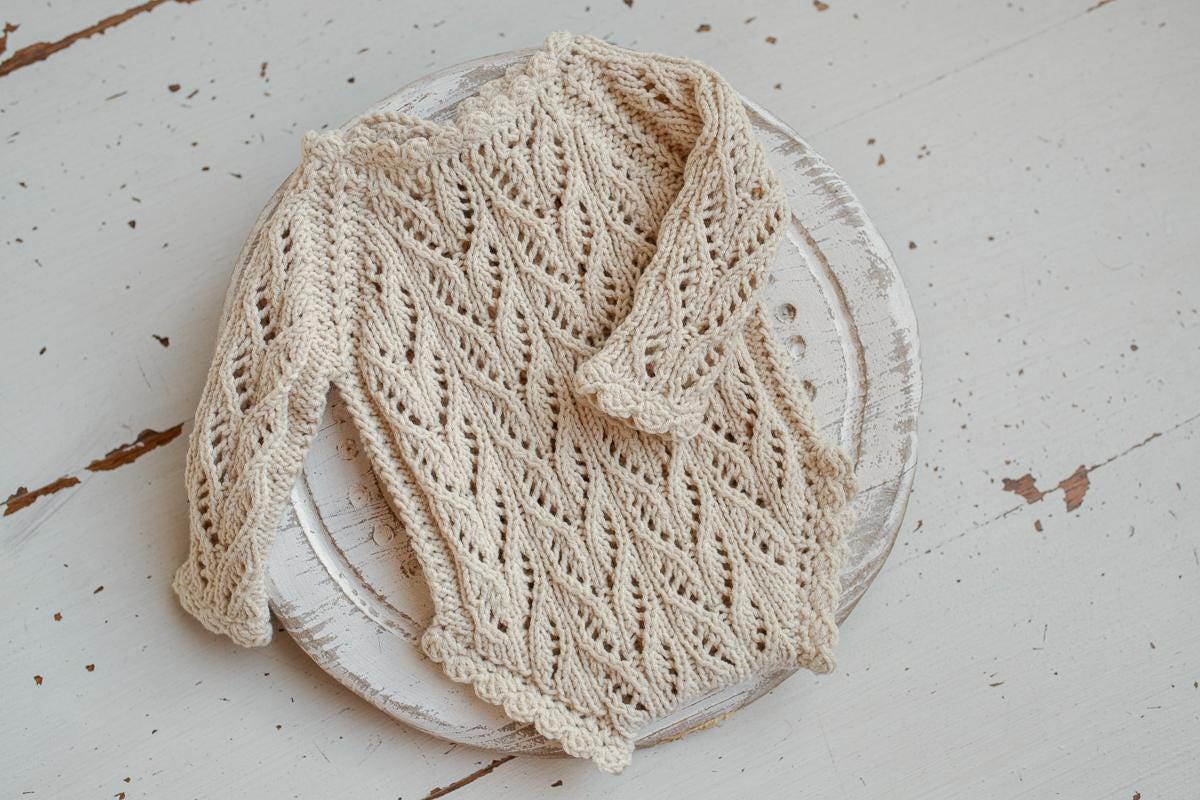 Knitted romper and bonnet,Newborn knitted Set,Newborn photography outfit,Сable knit romper,Pregnancy gift,newborn knit outfit,newborn props