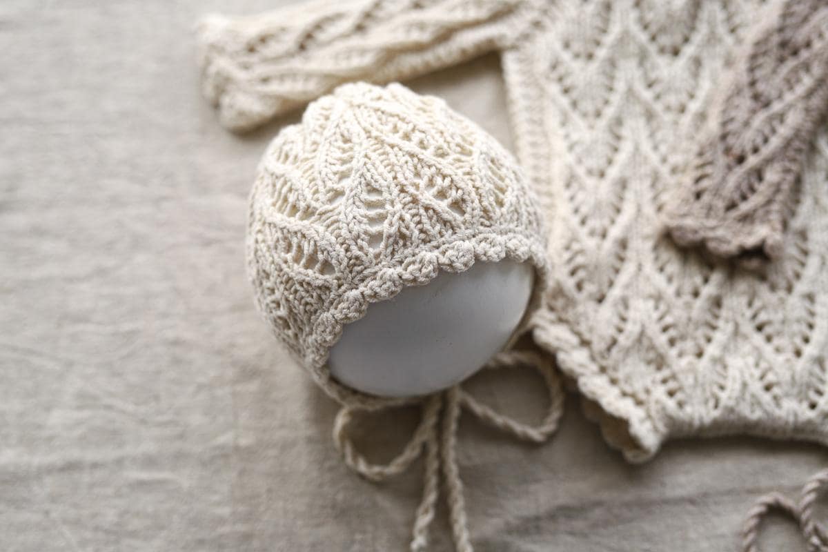 Knitted romper and bonnet,Newborn knitted Set,Newborn photography outfit,Сable knit romper,Pregnancy gift,newborn knit outfit,newborn props