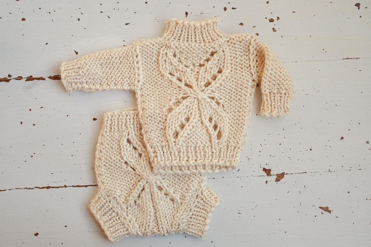 Newborn Knited set, age 0 to 1 m,Newborn Coming Home Outfit Knitted Baby Chunky Sweater,Bloomers,Newborn outfit,Knitted newborn photo props