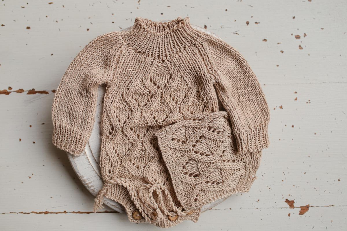 Knitted romper and bonnet,Newborn knitted Set,Newborn photography outfit,Сable knit romper,Pregnancy gift,newborn knit outfit,newborn props