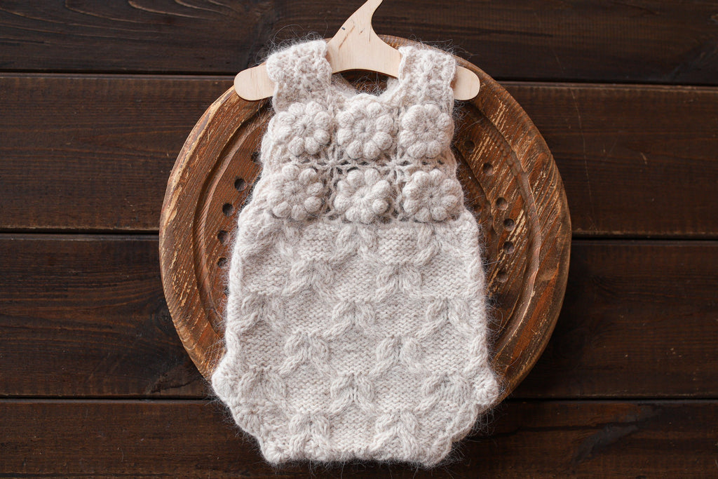 Knitted romper and bonnet,Newborn knitted Set,Newborn photography outfit,Сable knit romper,Pregnancy gift,newborn knit outfit,newborn props (Copy) (Copy)