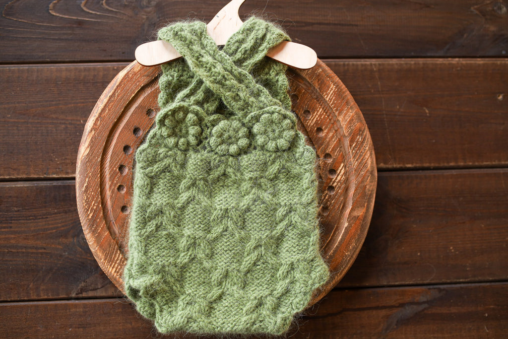 Knitted romper and bonnet,Newborn knitted Set,Newborn photography outfit,Сable knit romper,Pregnancy gift,newborn knit outfit,newborn props (Copy) (Copy) (Copy)