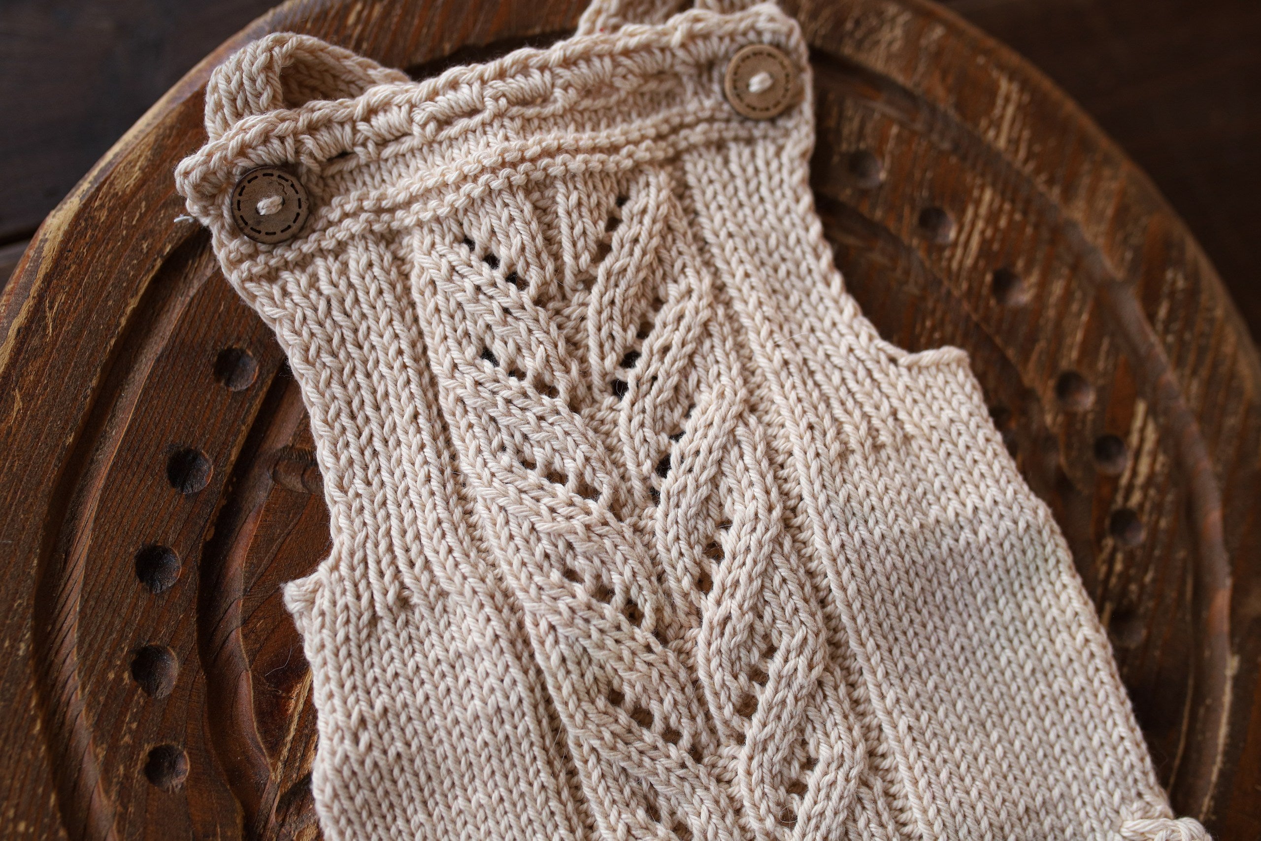 Knitted jumpsuit, bonnet and booties for a newborn, merino wool clothing set, newborn photo shoot props, newborn photo shoot clothes, hospital discharge clothes. (Copy) (Copy) (Copy) (Copy)