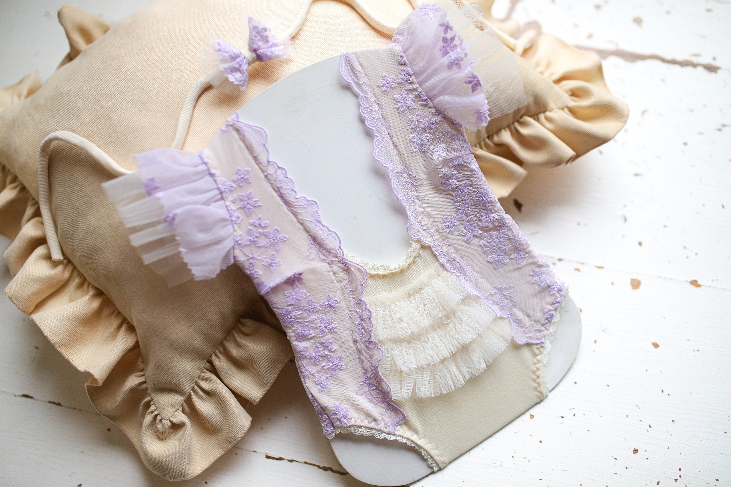 Newborn baby girl photoshoot outfit, Newborn baby girl jumpsuit and headband, Newborn outfit, Newborn photoshoot props, Newborn photo props, Maternity gift