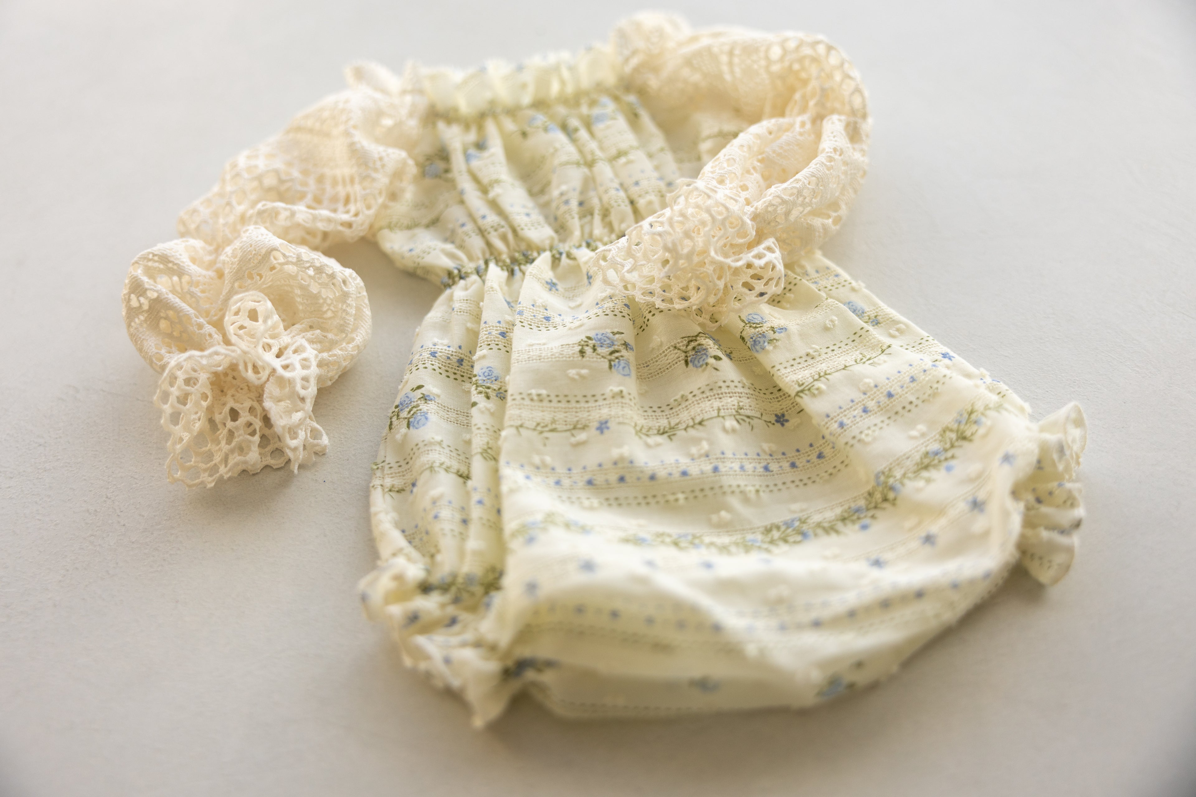 Ivory Floral Newborn Bloomers & Headband Set | Newborn Photo Prop