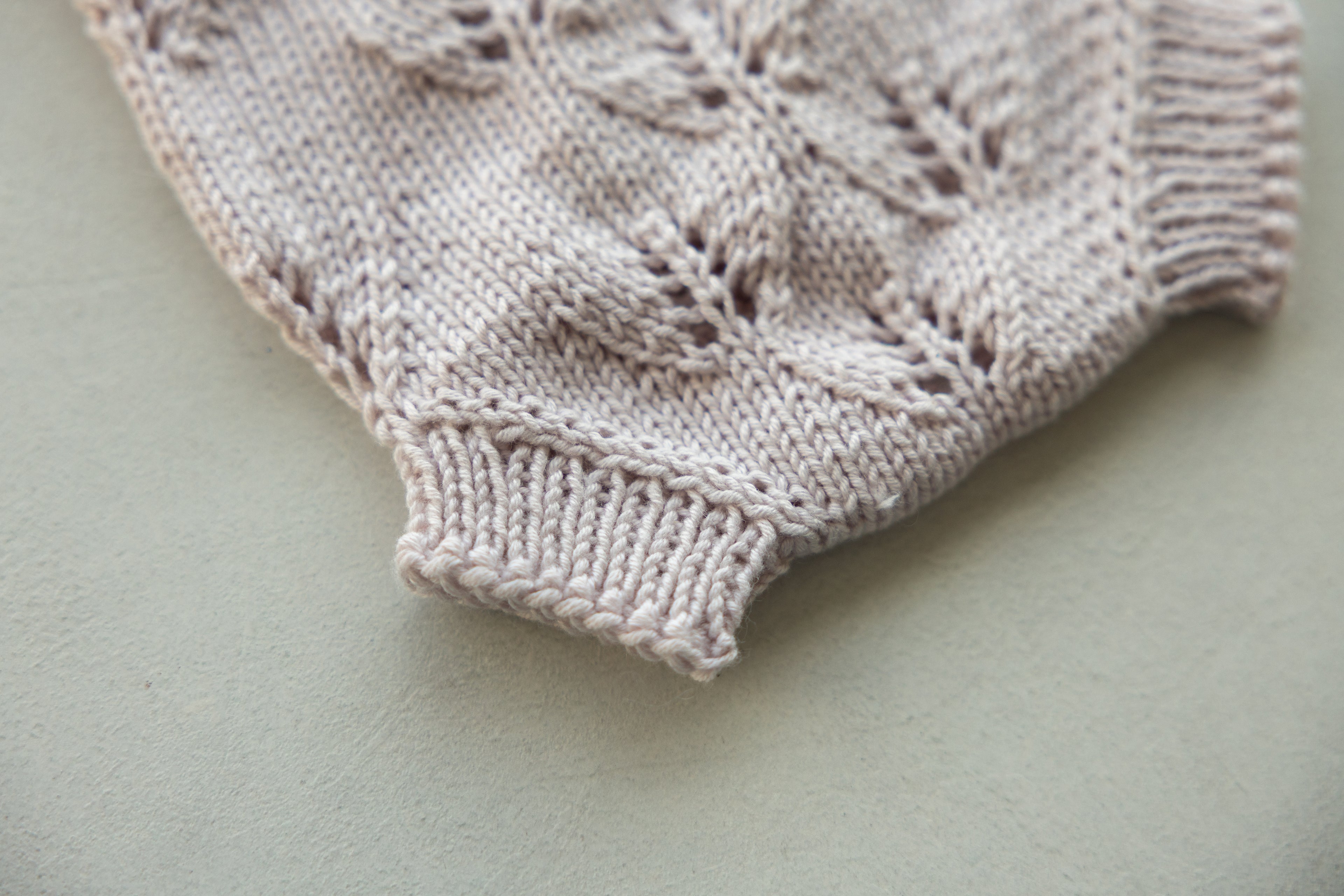 Knitted jumpsuit, bonnet and booties for a newborn, merino wool clothing set, newborn photo shoot props, newborn photo shoot clothes, hospital discharge clothes. (Copy) (Copy) (Copy) (Copy)