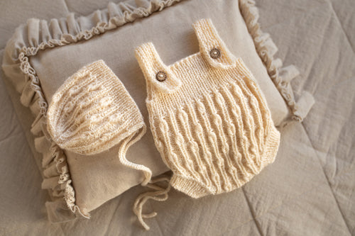 Newborn Baby Set: Romper and Cap, Gender Neutral Baby Outfit, Wool Blend Romper, Newborn Photo Shoot Outfit, Newborn Photo Prop Set, Baby Shower Gift