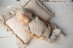 Knitted jumpsuit, bonnet and booties for a newborn, merino wool clothing set, newborn photo shoot props, newborn photo shoot clothes, hospital discharge clothes. (Copy) (Copy) (Copy)