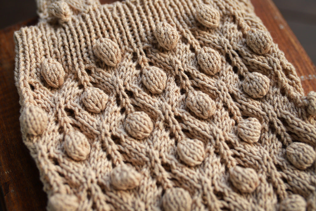 Linen Bobble & Lace Knit Newborn Romper & Bonnet Set | Newborn Photo Prop
