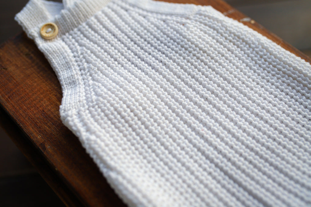 White Seed Stitch Knit Newborn Romper | Newborn Photo Prop
