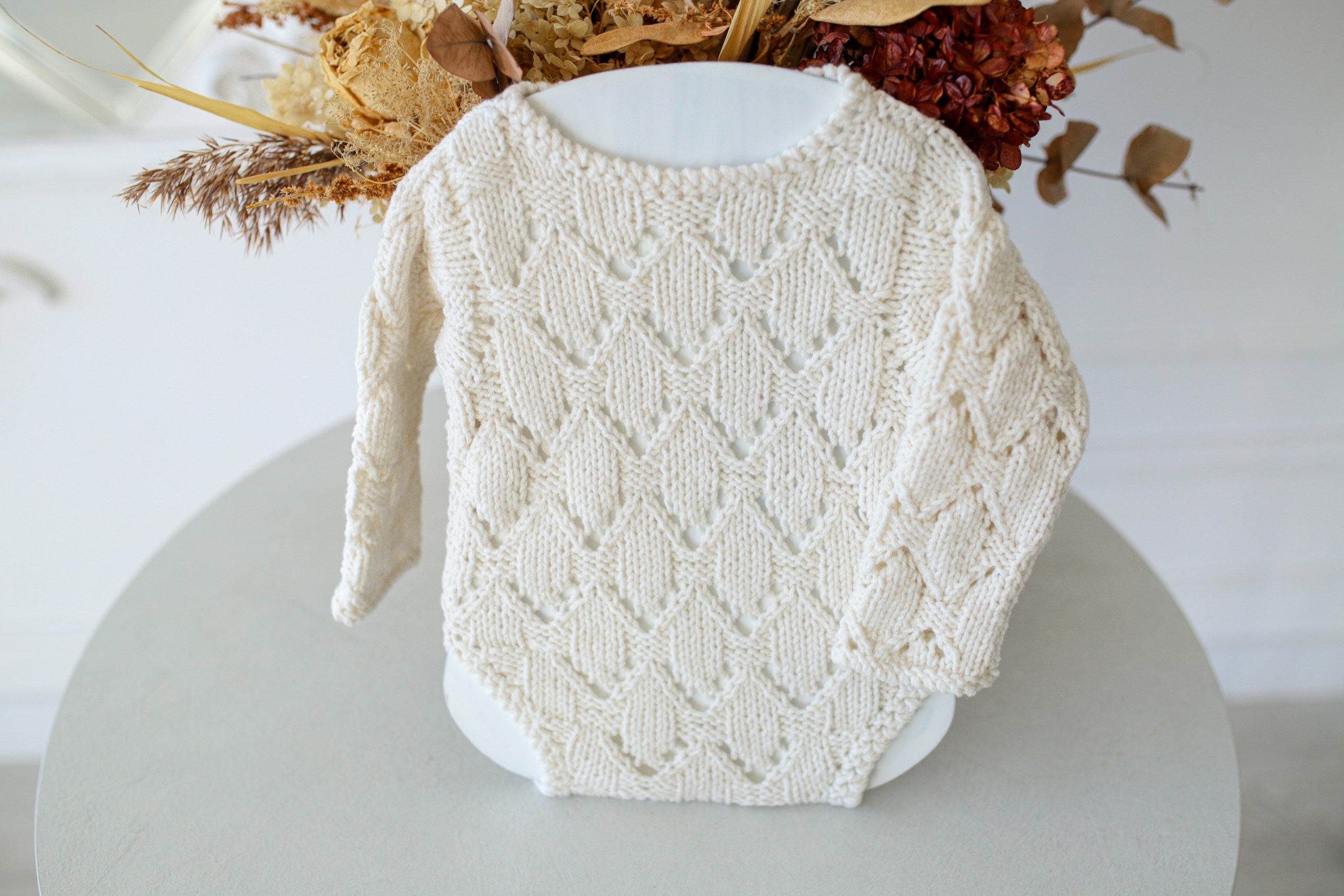 Knitted jumpsuit and bonnet, newborn photo shoot props set, newborn girl photo shoot outfit, maternity gift, newborn props