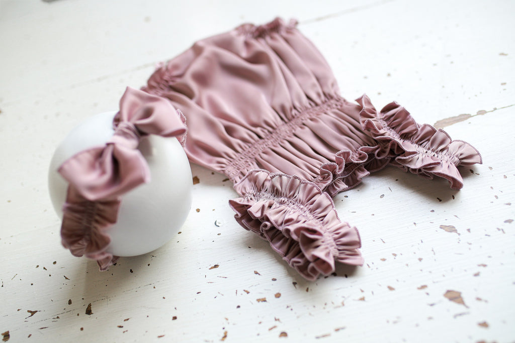 Newborn baby girl silk jumpsuit, newborn baby girl photoshoot outfit, newborn photo shoot clothes, newborn props, baby shower gift, hospital discharge outfit, christening dress.