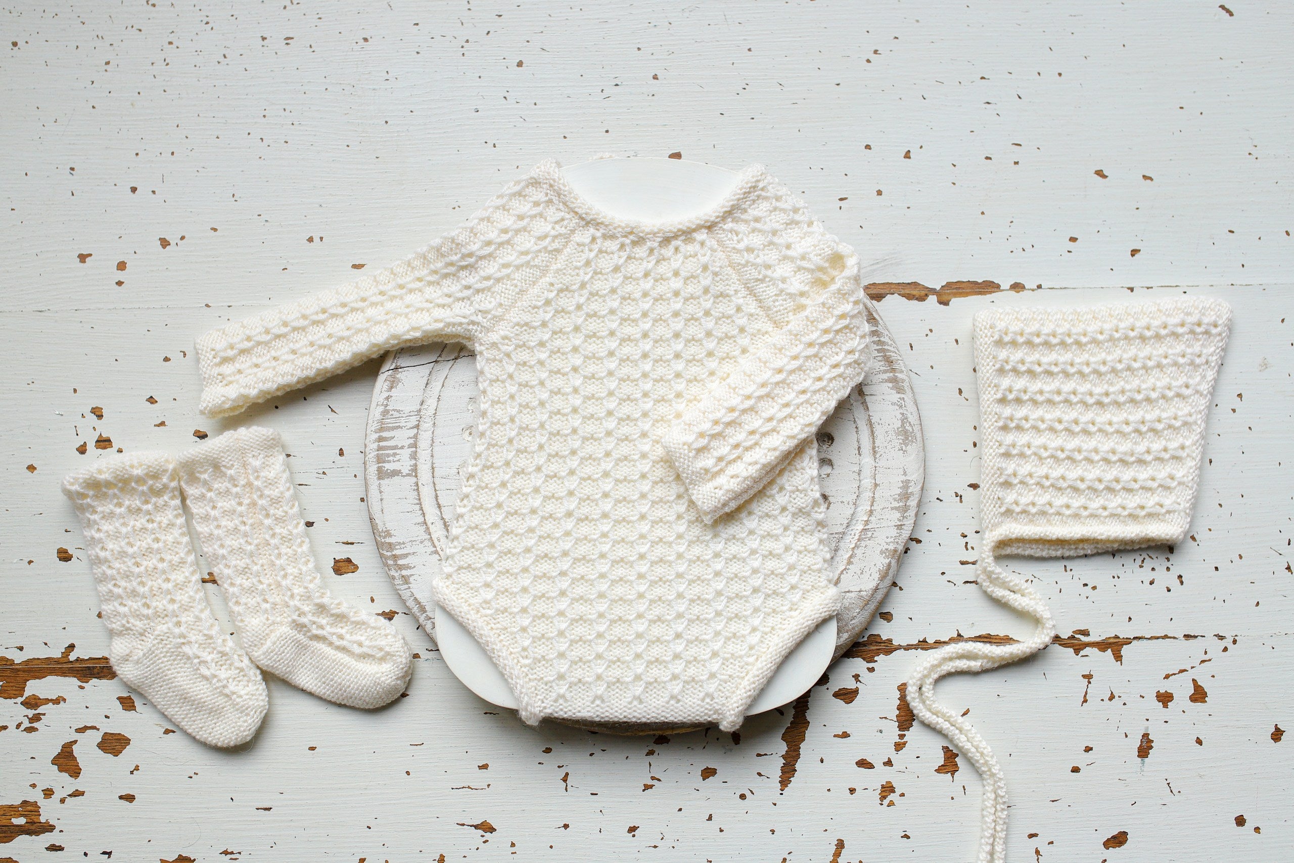 Merino Wool Knitted Newborn Baby Set, Knitted Romper with Bonnet and Socks for Newborn, Newborn Photo Shoot Props, Coming Home Outfit, Baby Shower Gift, Newborn Photo Shoot