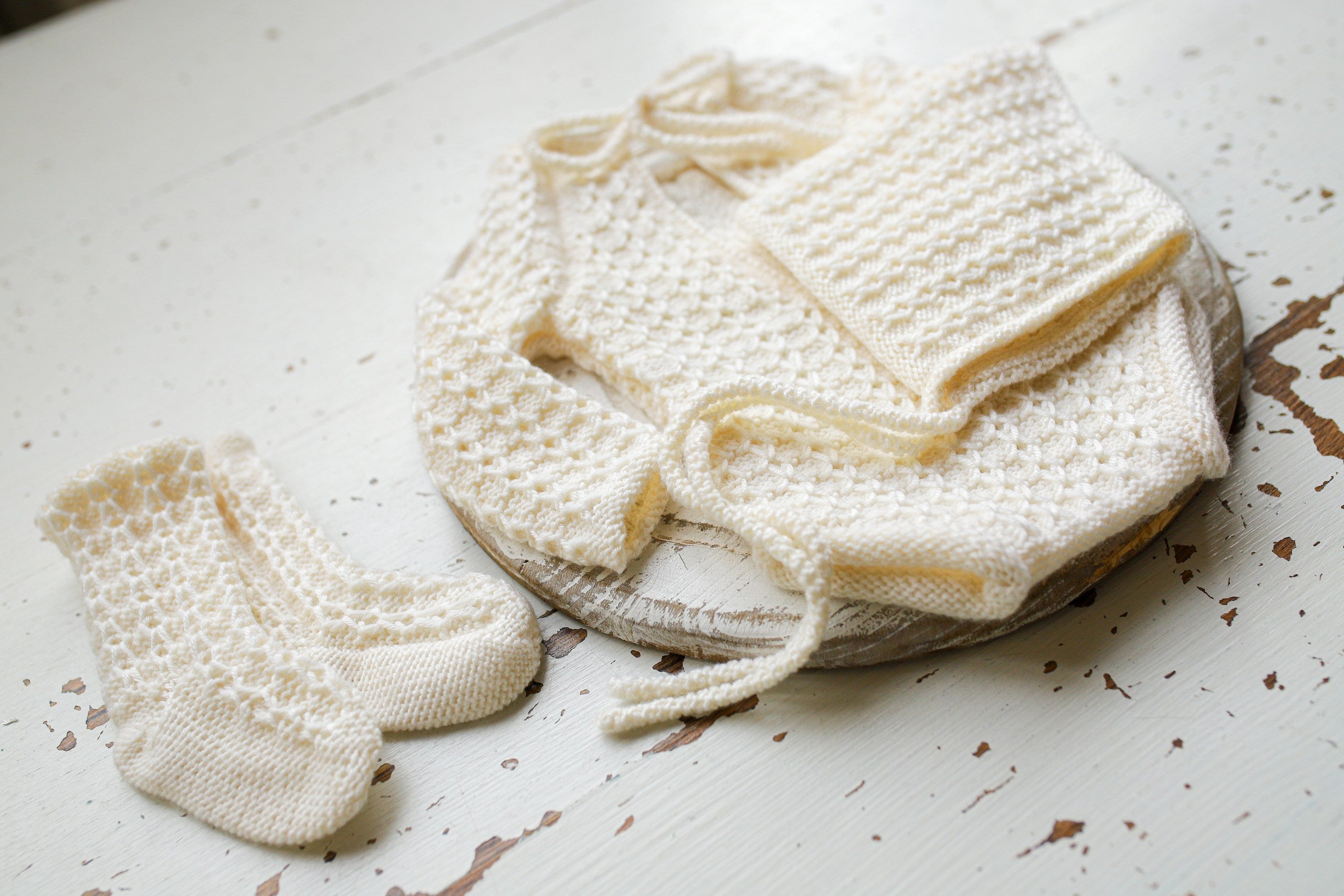 Merino Wool Knitted Newborn Baby Set, Knitted Romper with Bonnet and Socks for Newborn, Newborn Photo Shoot Props, Coming Home Outfit, Baby Shower Gift, Newborn Photo Shoot