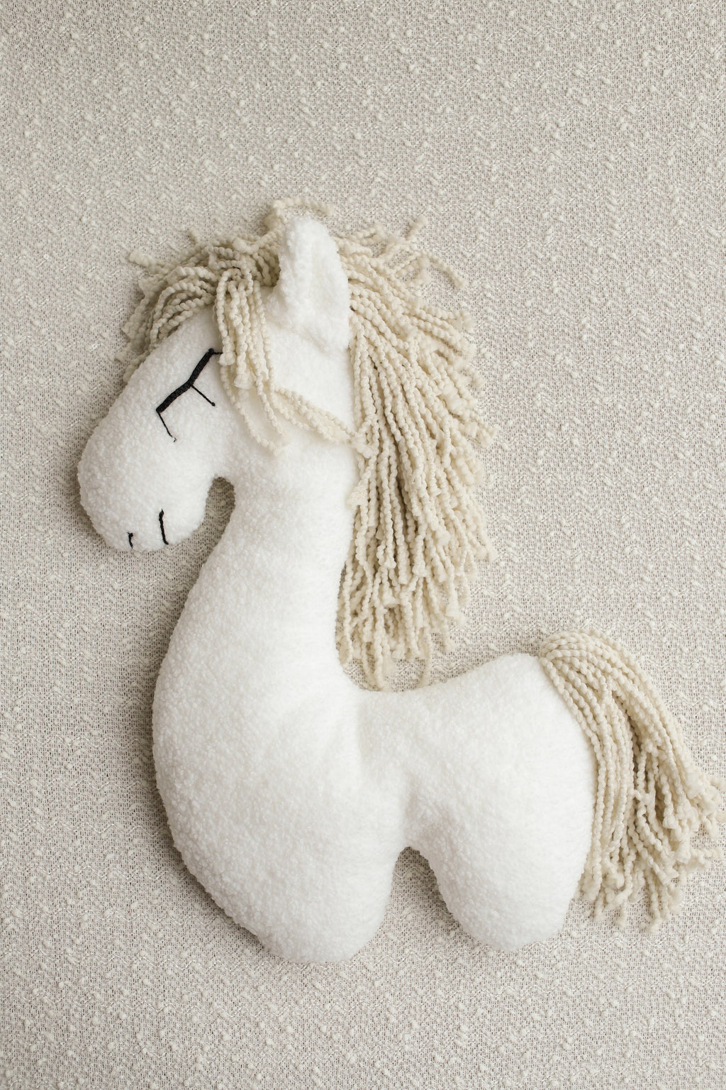 Posing toy for newborn photo shoots.The shade of the mane and tail may vary,Newborn Photography Props,Newborn Photo PropsNewborn girl outfit (Copy)