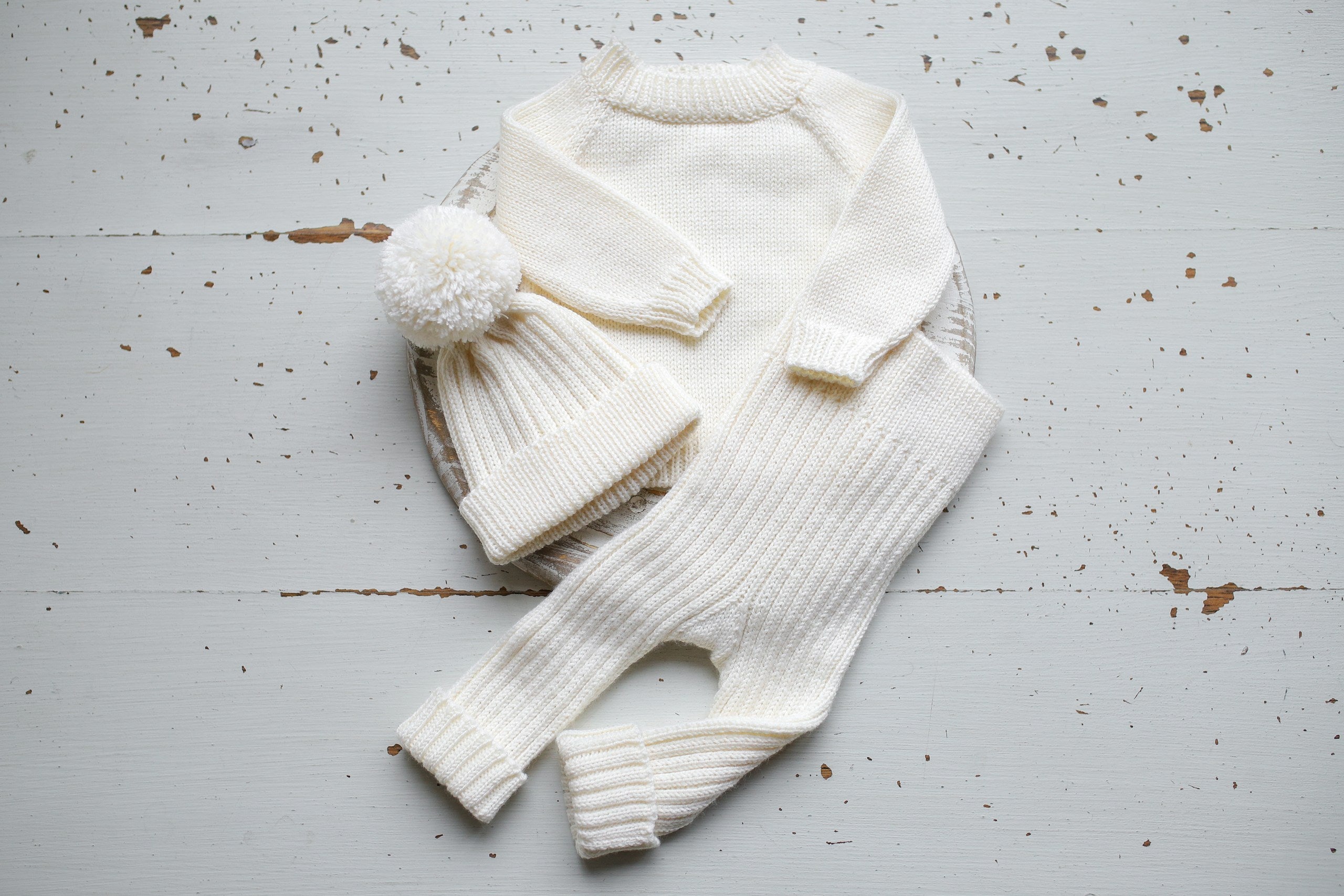 Merino Wool Newborn Baby Set, Newborn Baby Clothes Set, Sweater and Pants, Neutral Baby Set, Newborn Baby Clothes, Maternity Gift, Knitted Newborn Photo Shoot Props