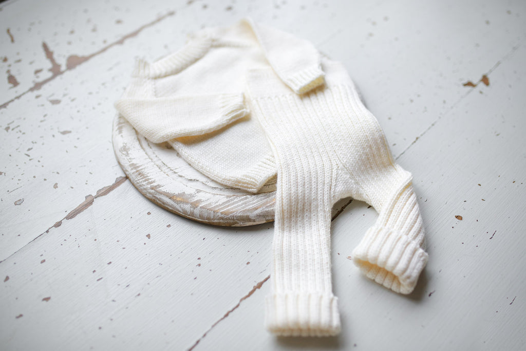 Merino Wool Newborn Baby Set, Newborn Baby Clothes Set, Sweater and Pants, Neutral Baby Set, Newborn Baby Clothes, Maternity Gift, Knitted Newborn Photo Shoot Props