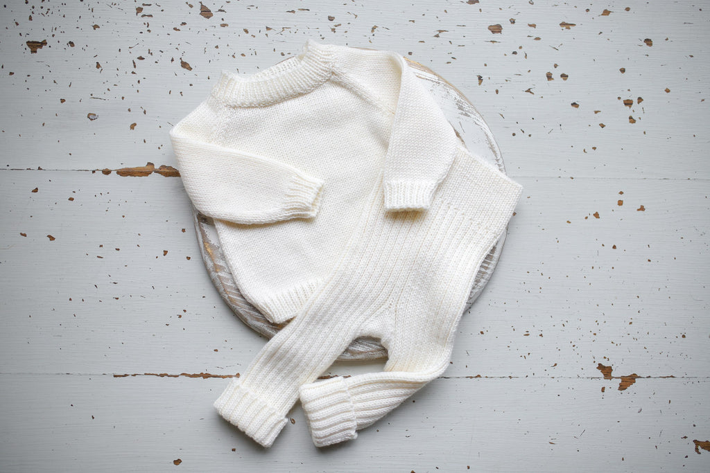 Merino Wool Newborn Baby Set, Newborn Baby Clothes Set, Sweater and Pants, Neutral Baby Set, Newborn Baby Clothes, Maternity Gift, Knitted Newborn Photo Shoot Props