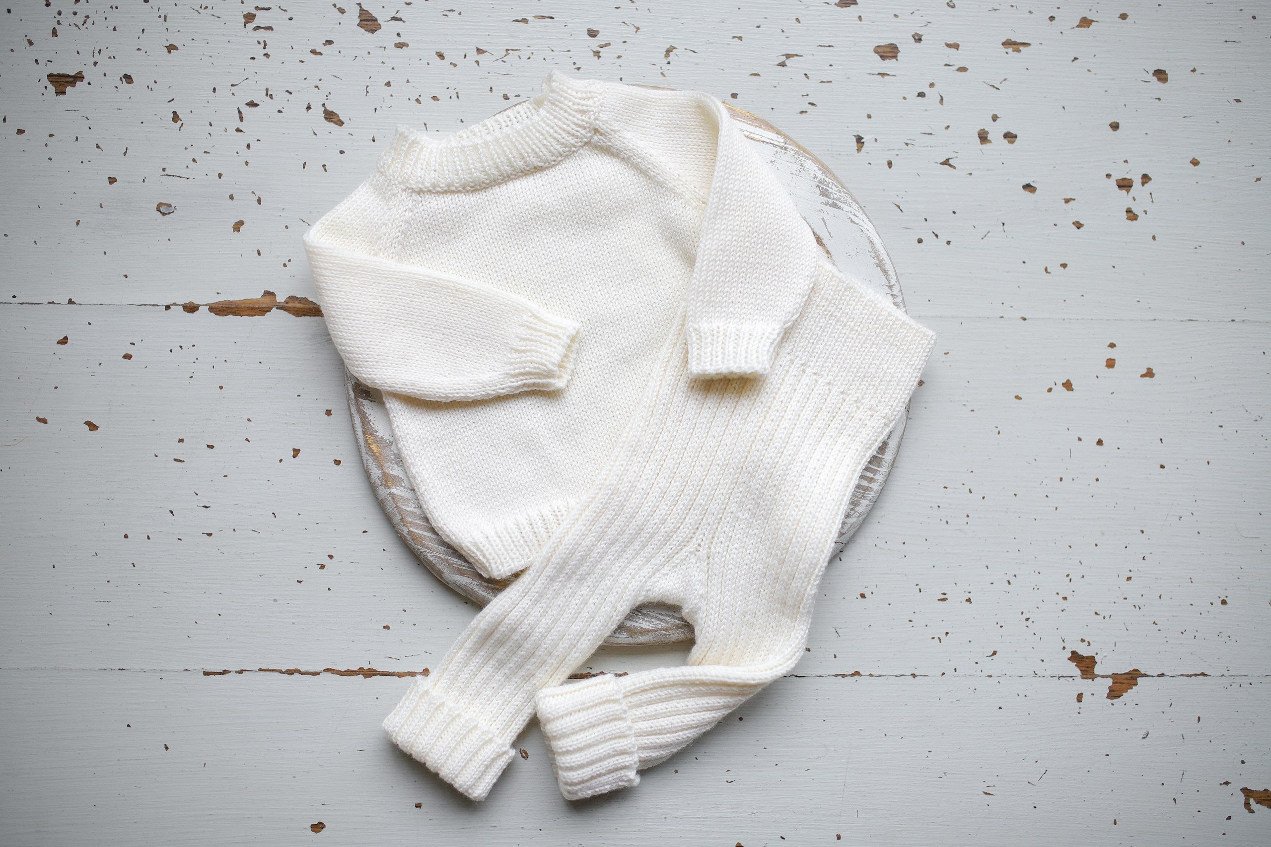 Merino Wool Newborn Baby Set, Newborn Baby Clothes Set, Sweater and Pants, Neutral Baby Set, Newborn Baby Clothes, Maternity Gift, Knitted Newborn Photo Shoot Props
