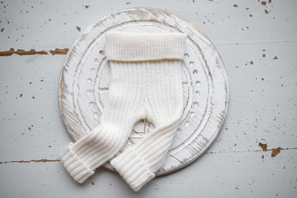 Merino Wool Newborn Baby Set, Newborn Baby Clothes Set, Sweater and Pants, Neutral Baby Set, Newborn Baby Clothes, Maternity Gift, Knitted Newborn Photo Shoot Props