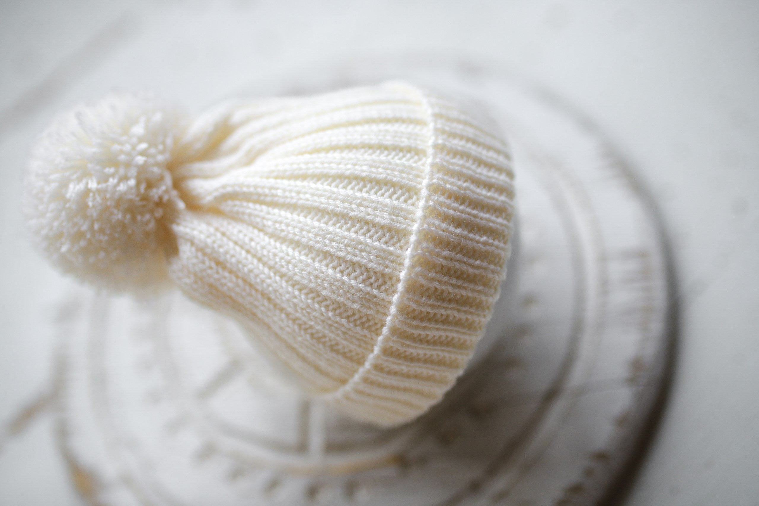 Merino Wool Newborn Baby Set, Newborn Baby Clothes Set, Sweater and Pants, Neutral Baby Set, Newborn Baby Clothes, Maternity Gift, Knitted Newborn Photo Shoot Props