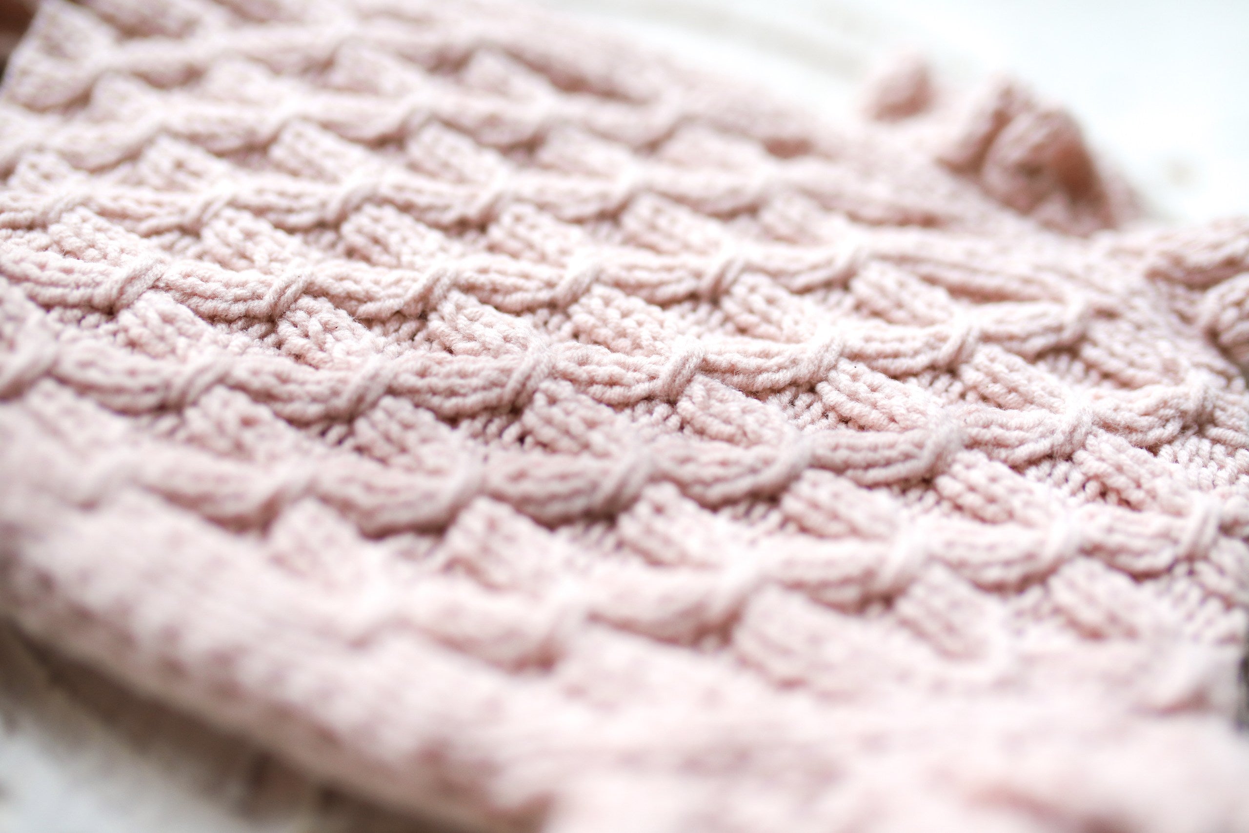 Knitted newborn set, knitted newborn jumpsuit, newborn hat, newborn clothing set, newborn cap, newborn photo shoot, maternity gift, knitted accessories for newborn photo shoot