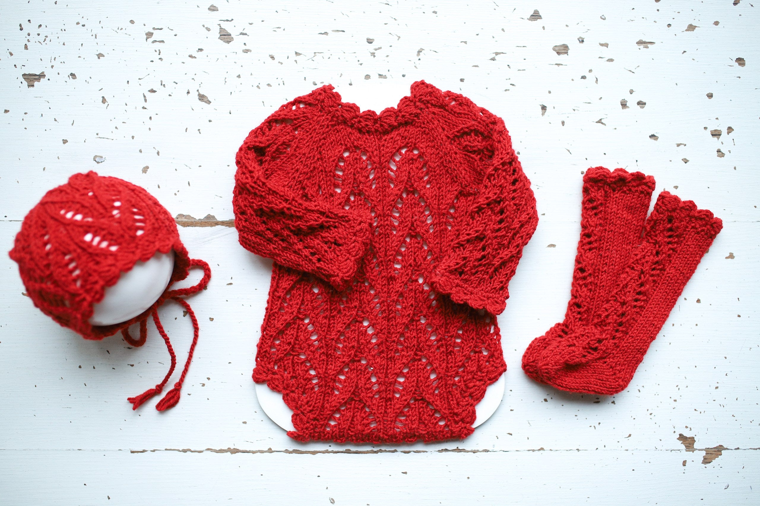 Knitted newborn set, knitted newborn jumpsuit, newborn hat, newborn clothing set, newborn cap, newborn photo shoot, maternity gift, knitted accessories for newborn photo shoot