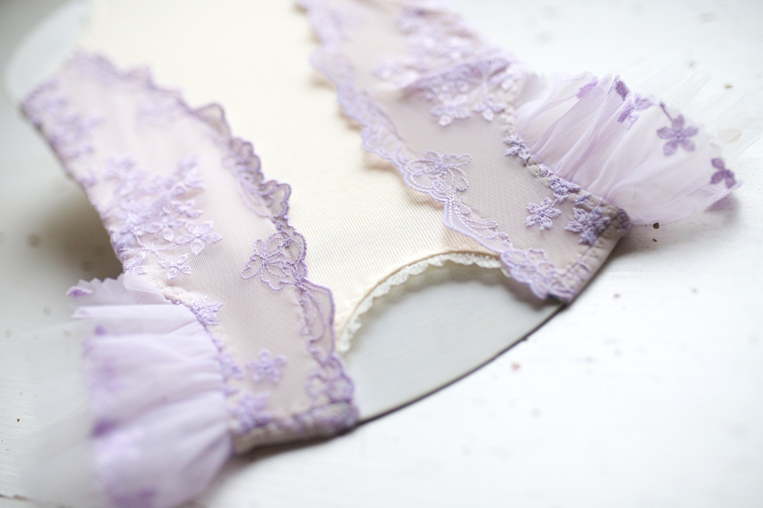 Newborn baby girl photoshoot outfit, Newborn baby girl jumpsuit and headband, Newborn outfit, Newborn photoshoot props, Newborn photo props, Maternity gift