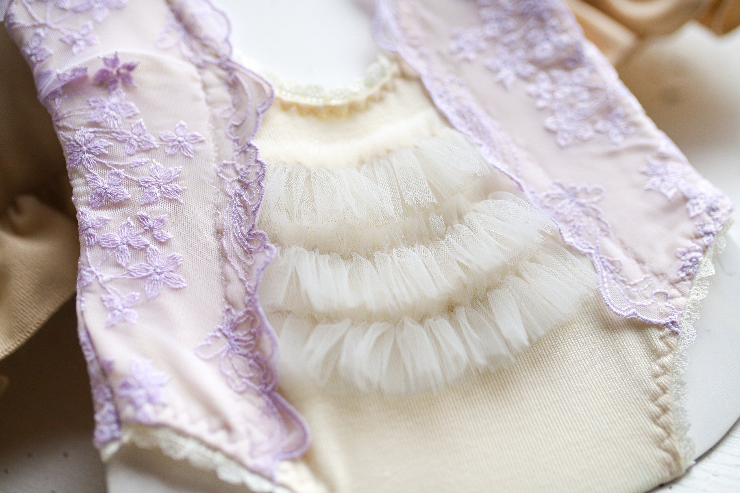 Newborn baby girl photoshoot outfit, Newborn baby girl jumpsuit and headband, Newborn outfit, Newborn photoshoot props, Newborn photo props, Maternity gift