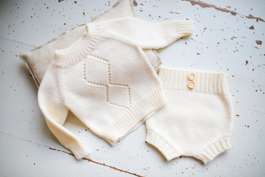 Newborn Merino Wool Sweater and Panty Set, Gender Neutral Baby Clothing Set, Newborn Baby Props, Handmade Newborn Photo Shoot Gift, Baby Shower Gift