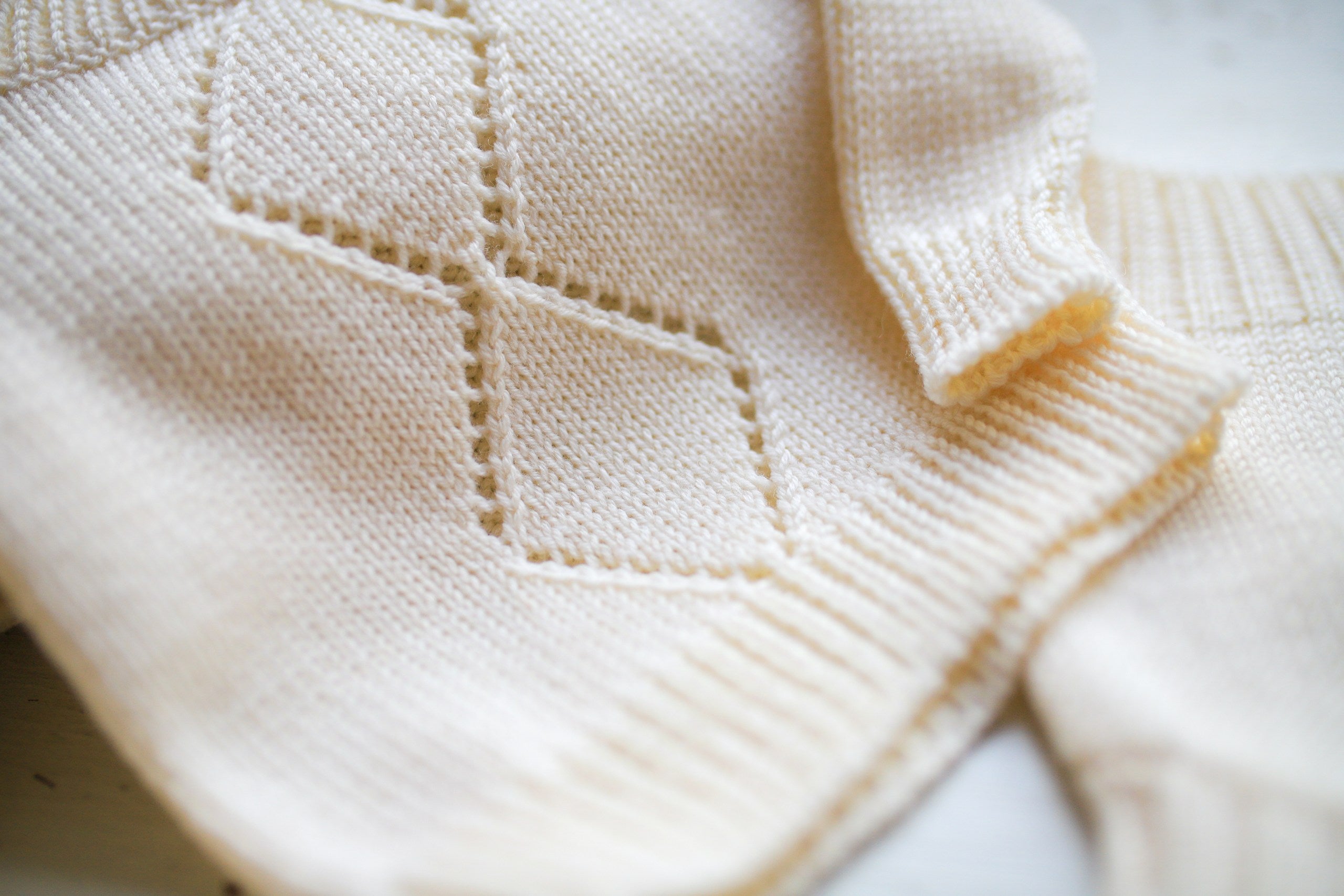 Newborn Merino Wool Sweater and Panty Set, Gender Neutral Baby Clothing Set, Newborn Baby Props, Handmade Newborn Photo Shoot Gift, Baby Shower Gift