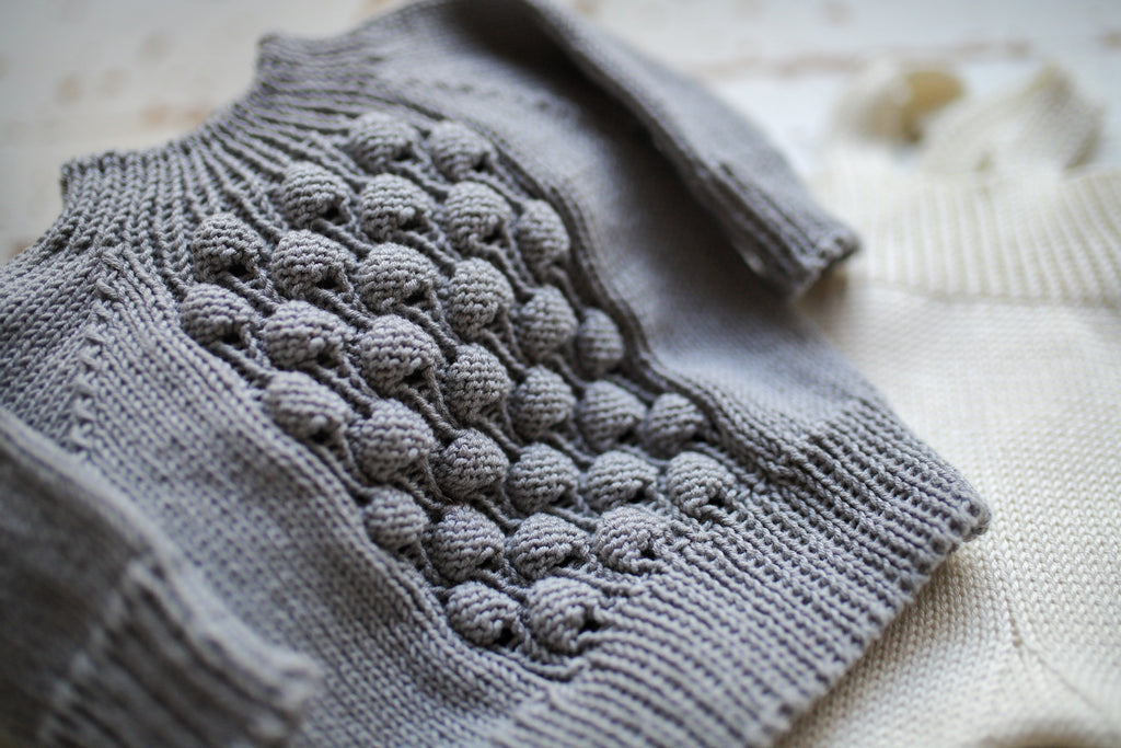 Handmade Knitted Newborn Baby Set Suspender Pants and Sweater Cotton Baby Outfit Newborn Photo Shoot Props Newborn Photography Set Baby Shower Gift