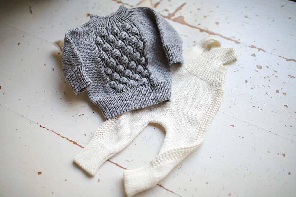 Handmade Knitted Newborn Baby Set Suspender Pants and Sweater Cotton Baby Outfit Newborn Photo Shoot Props Newborn Photography Set Baby Shower Gift