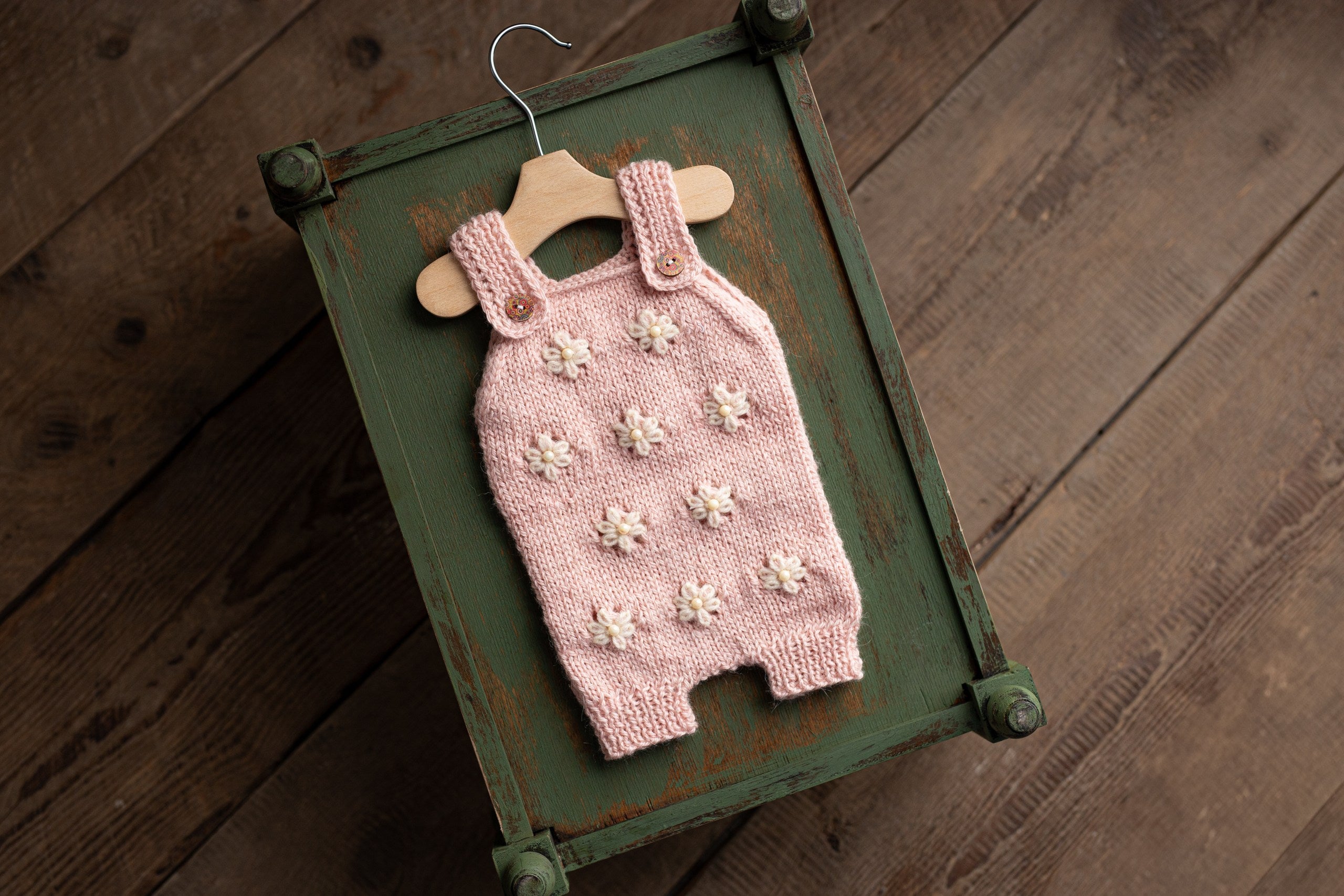Knitted baby girl jumpsuit, newborn girl photo shoot props, newborn girl photo shoot outfit, maternity gift, knitted baby girl outfit, coming home outfit