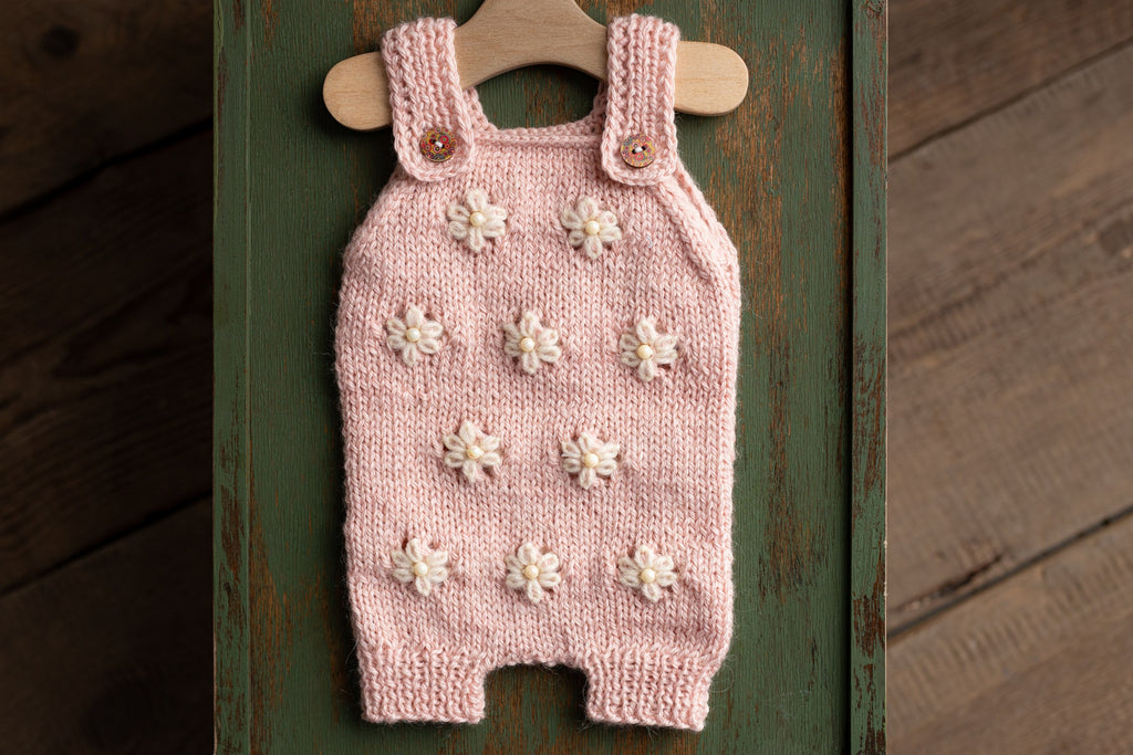 Knitted baby girl jumpsuit, newborn girl photo shoot props, newborn girl photo shoot outfit, maternity gift, knitted baby girl outfit, coming home outfit