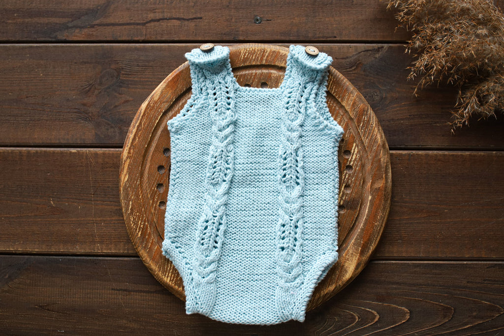 Knitted jumpsuit and bonnet, newborn photography props set, newborn photography clothes, newborn girl photo shoot clothes, maternity gift