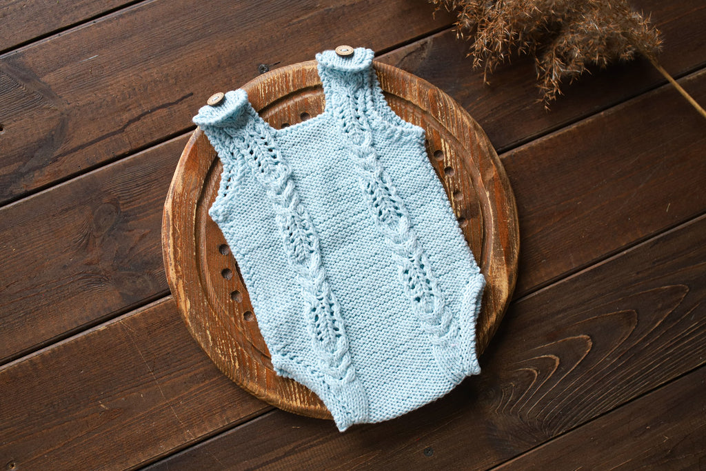 Knitted jumpsuit and bonnet, newborn photography props set, newborn photography clothes, newborn girl photo shoot clothes, maternity gift