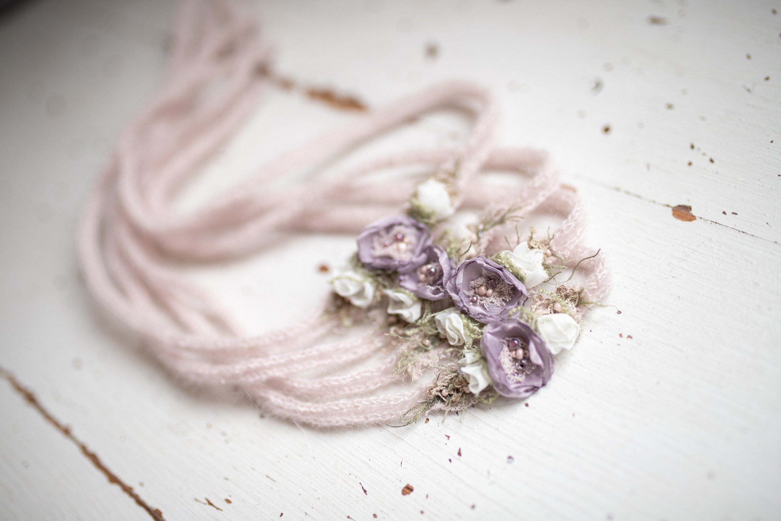 Newborn baby girl lace headband, dainty baby headband, newborn flower accessory, newborn photo shoot props, delicate flower headband