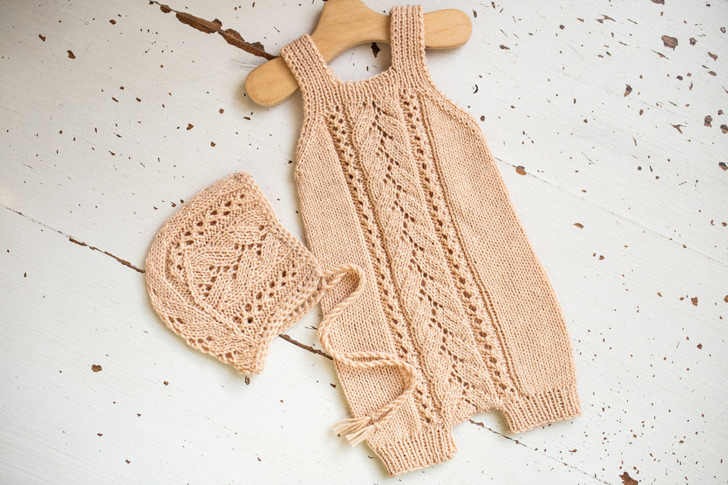 Merino Wool Newborn Romper and Bonnet Set, Gender Neutral Outfit, Hand Knitted Newborn Photo Prop, Hospital Discharge Outfit, Newborn Prop, Baby Shower Gift