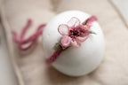 Newborn baby girl lace headband, dainty baby headband, newborn flower accessory, newborn photo shoot props, delicate pink flower headband for baby