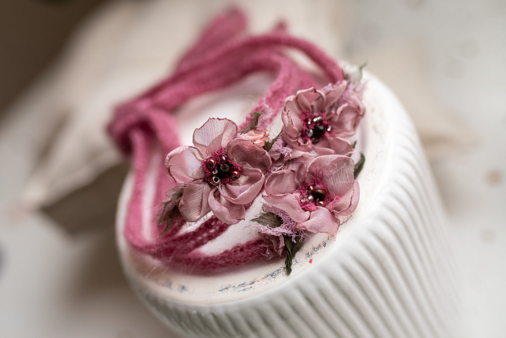 Newborn baby girl lace headband, dainty baby headband, newborn flower accessory, newborn photo shoot props, delicate pink flower headband for baby
