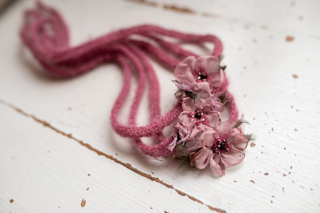 Newborn baby girl lace headband, dainty baby headband, newborn flower accessory, newborn photo shoot props, delicate pink flower headband for baby