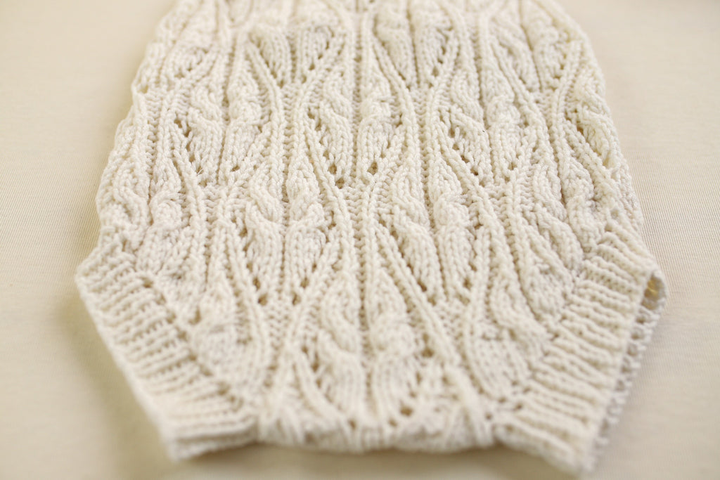 Knitted set for girls, knitted jumpsuit and bonnet, outfit for a photo shoot, knitted set for girls, knitted hat with a braid, hat for a newborn with a braid