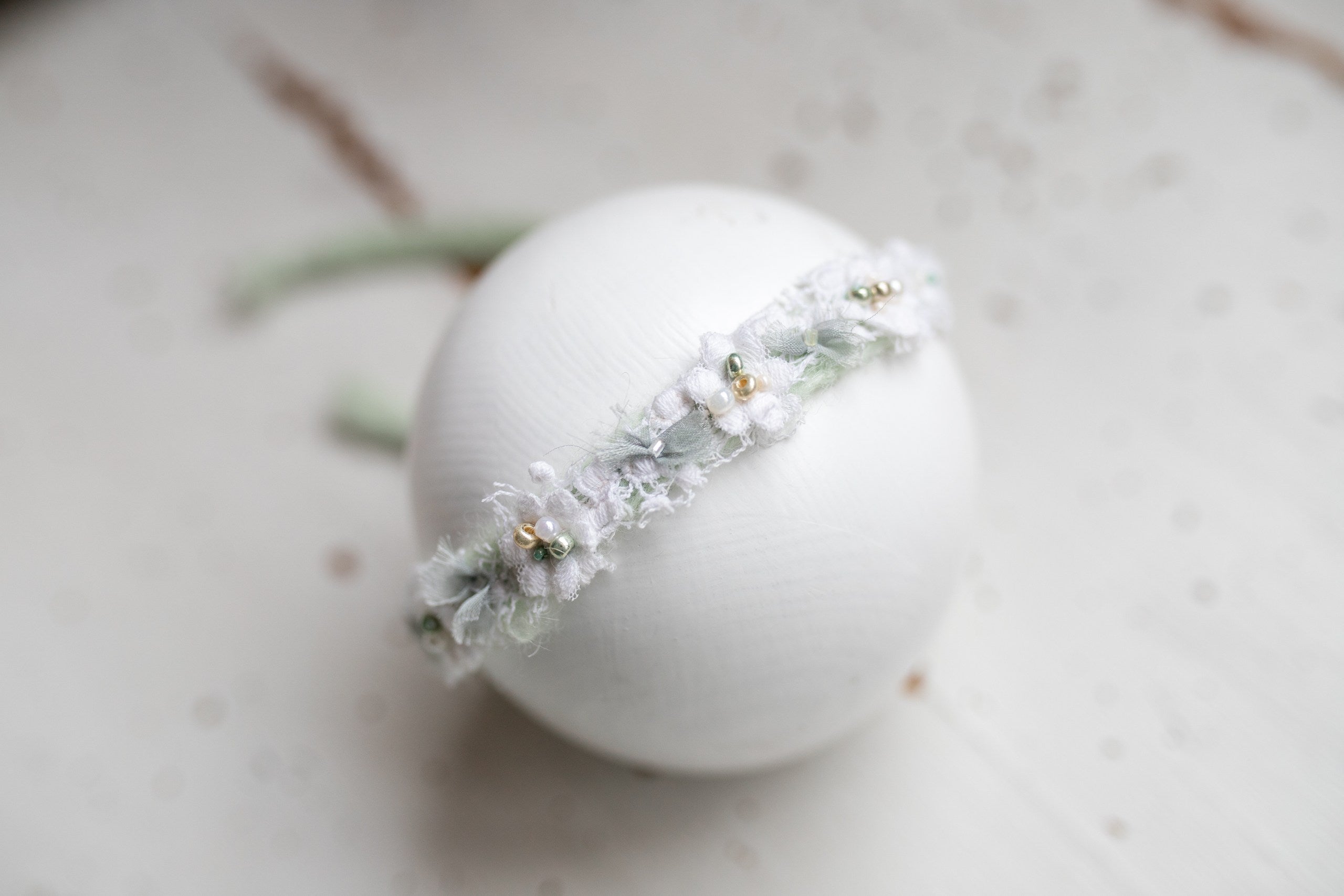Newborn baby girl lace headband, newborn boho headband, ivory baby girl floral headband, newborn flower accessory, newborn photo props, flower headband