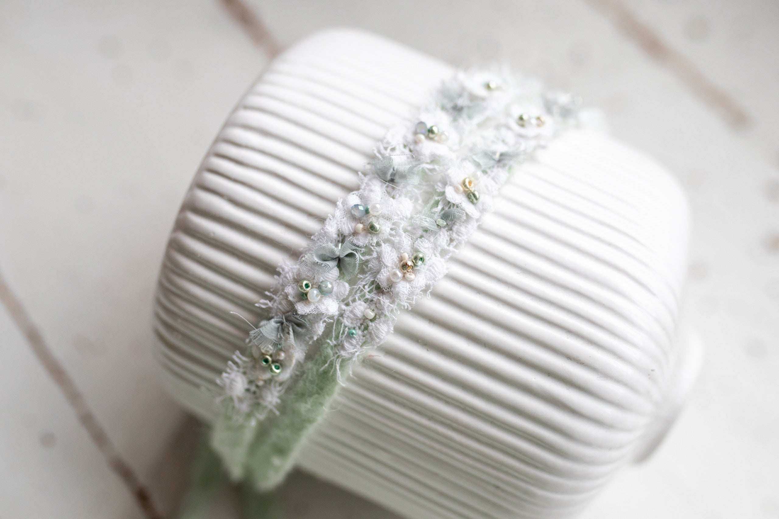 Newborn baby girl lace headband, newborn boho headband, ivory baby girl floral headband, newborn flower accessory, newborn photo props, flower headband