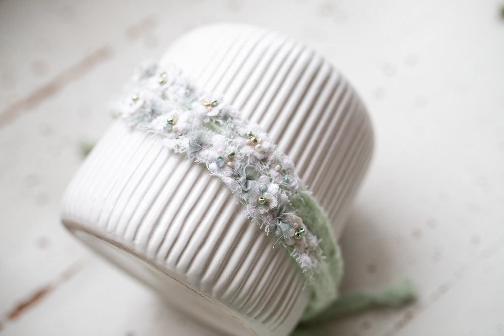 Newborn baby girl lace headband, newborn boho headband, ivory baby girl floral headband, newborn flower accessory, newborn photo props, flower headband