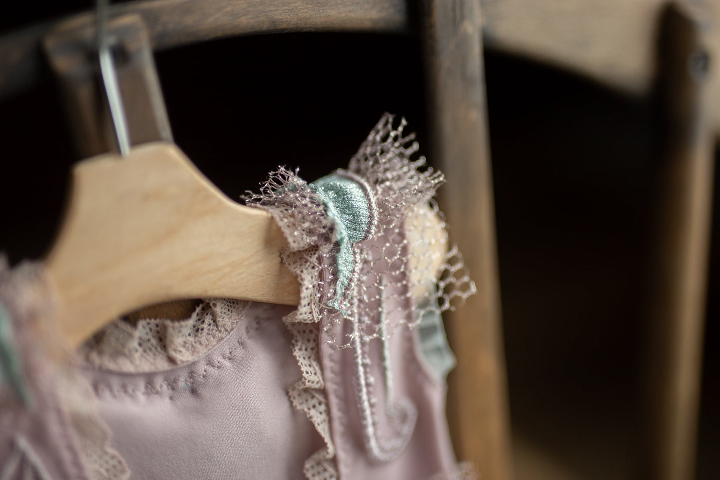 Photo outfit Baby Girl lace romper,Newborn Lace Romper, Newborn Girl Outfit, Newborn Photography Props,Newborn Photo Props,Pregnancy gift